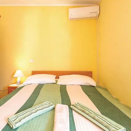 Apartamento Splitska Makarska