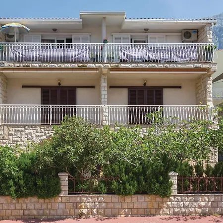 Splitska Apartamento *